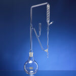 Apparatur zur Bestimmung der ätherischen Öle in Drogen